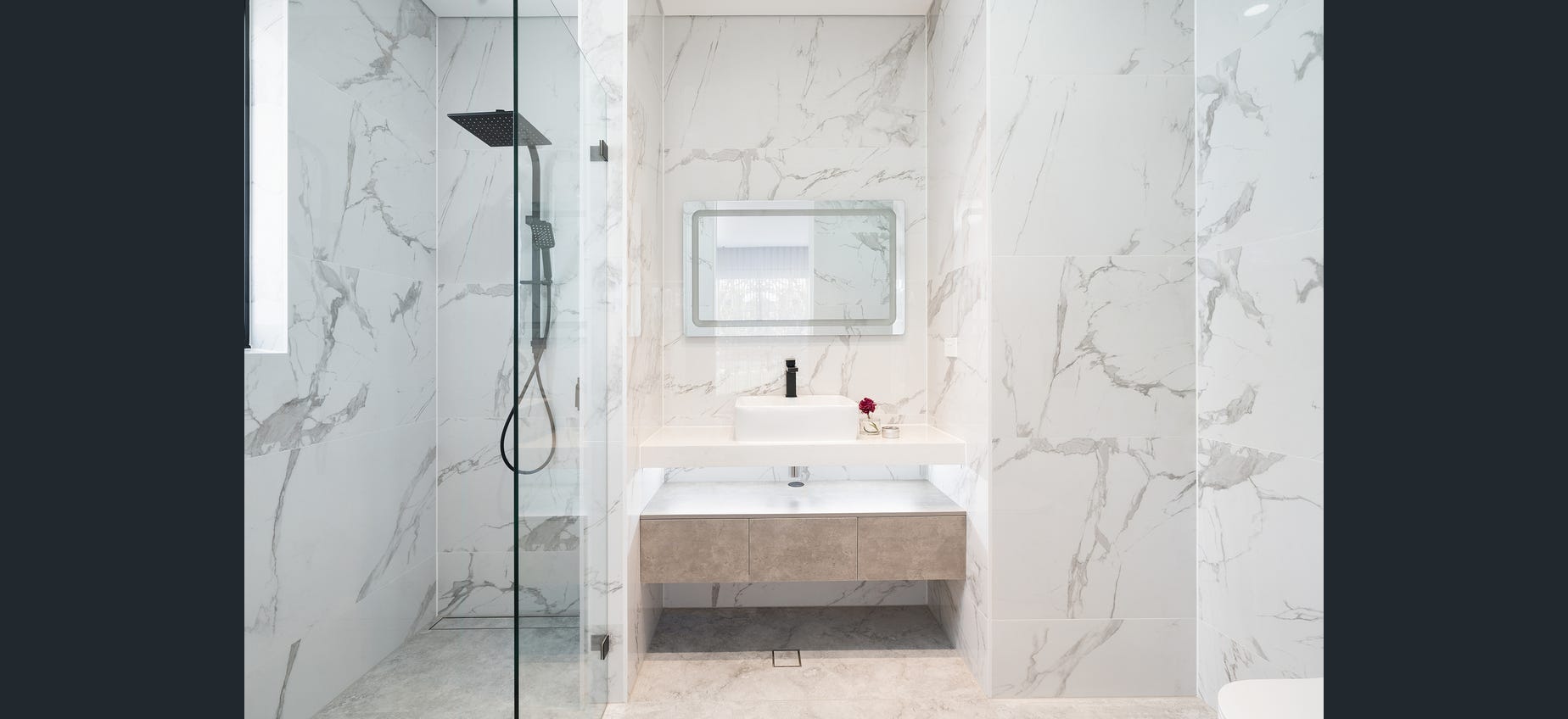 Luxury bathroom finish